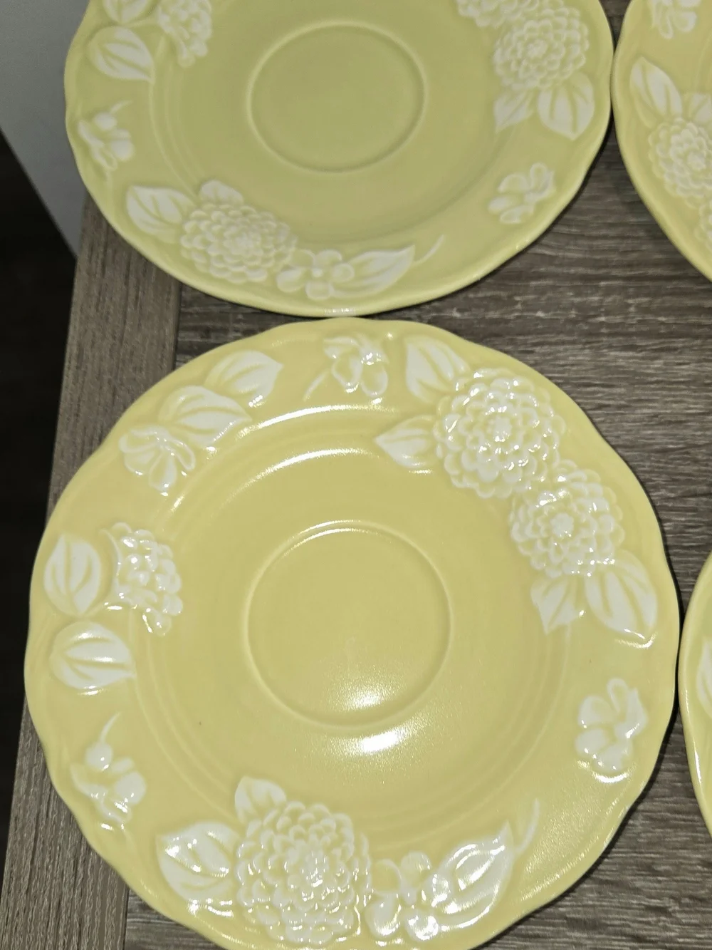 Set of 4 Metlox Pottery Poppy Trail Flora Lace Saucers 6